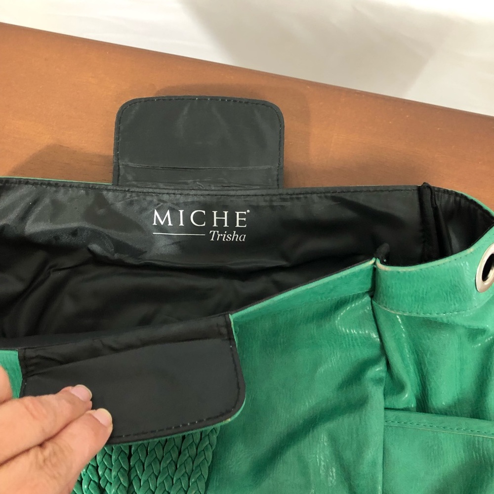 Miche “Trisha” Shell - Picture 2 of 4